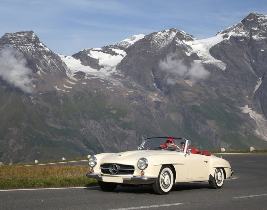 Mercedes 190SL tests in the German Alps