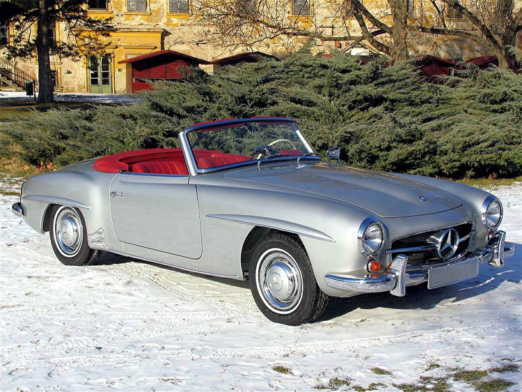 Mercedes 190SL, silver was its first colour